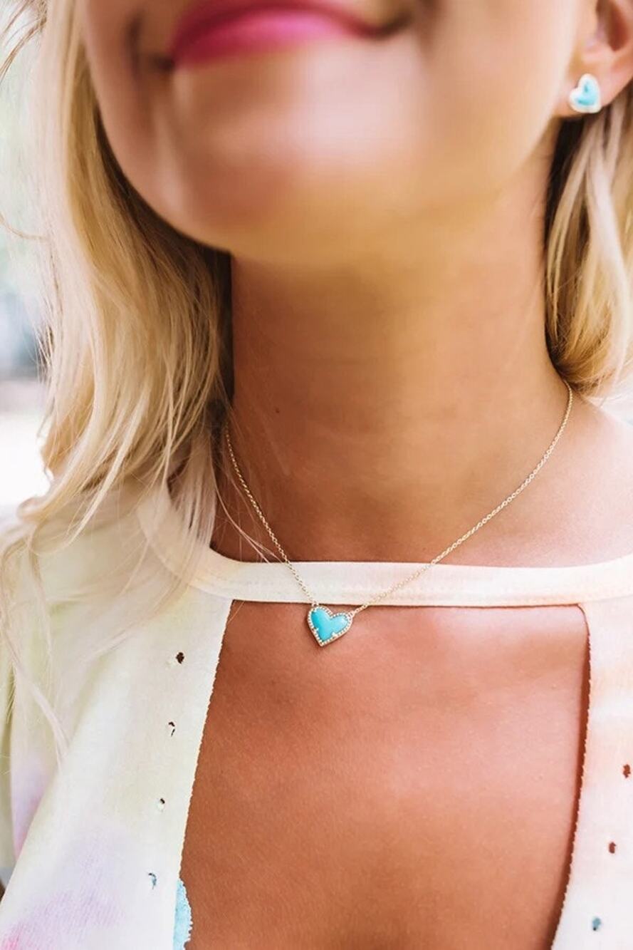 Kendra Scott Gold Tone Ari Heart Turquoise Magnesite Pendant Necklace F15-45